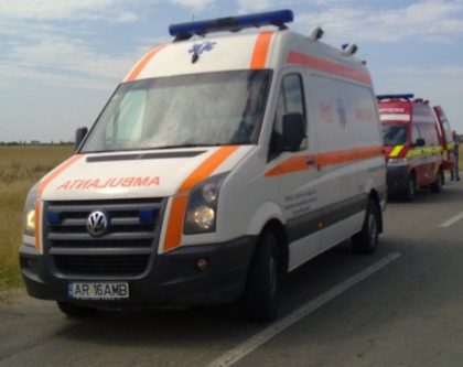 GROAZNIC! Încă doi bicicliști ACCIDENTAȚI, în apropiere de Arad! UPDATE: Unul a fost DECAPITAT