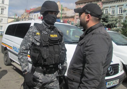 Doi SPIONI turci căutaţi de Interpol au fost PRINŞI la Arad!