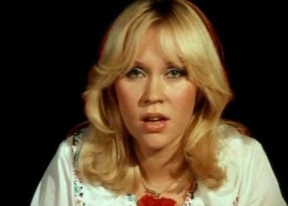 Blonda de la ABBA a rămas TÂNĂRĂ! Vezi cum arată la 64 de ani