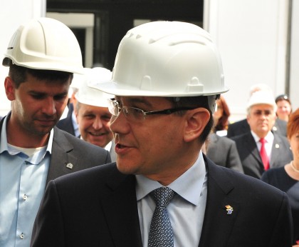 Premierul Victor Ponta, în vizită pe şantierul Autostrăzii Nădlac – Arad