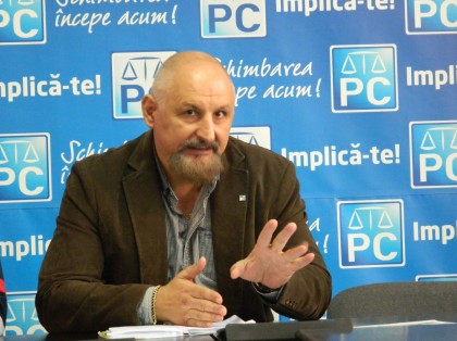 Mircea Purcaru afirmă că Geoană şi Vanghelie au sarcina SĂ DESTABILIZEZE alianţa aflată la guvernare
