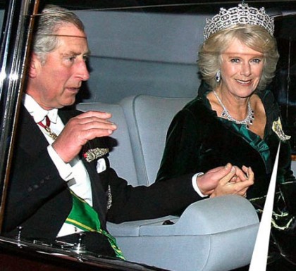 Scandal la Casa Regală Britanică: Prințul Charles, la un pas de divorțul de Camilla. Regina: „Nu-i dau niciun cent”