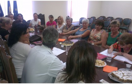 Femeile din PDL Arad se reorganizează cu un scop precis: SCHIMBAREA Dorinei Chambree cu Adriana Chirilov! (FOTO)
