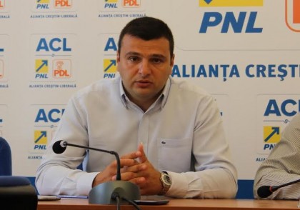 Sergiu Bîlcea: „Ciupe schimbă definiţia liberalismului, fugind la PSD”