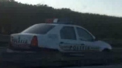 VIDEO/ Polițist TÂRÂT de mașina unui ȘOFER BĂUT. S-a întâmplat în benzinărie!