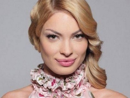 Valentina Pelinel, ÎNSĂRCINATĂ cu Borcea!?