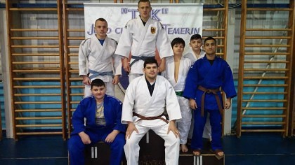 Campioni şi vicecampioni arădeni la Campionatul Naţional de Judo