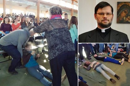 FOTO/ Copii SUPUȘI EXORCIZĂRII într-o tabără religioasă: Un preot a vrut să scoată Diavolul din elevii săi