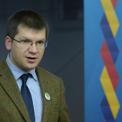 Arădeanul Mihail Neamțu SE RETRAGE din funcția de PREȘEDINTE al partidului Noua Republică