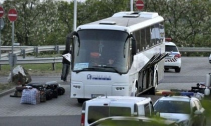 BOMBĂ găsită într-un autocar plin cu pasageri. La bordul vehiculului se aflau CETĂȚENI ROMÂNI