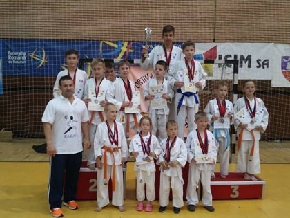 Secția karate a CS Victoria Nădlac a obținut locul al II-lea la Cupa Cupelor Cobra