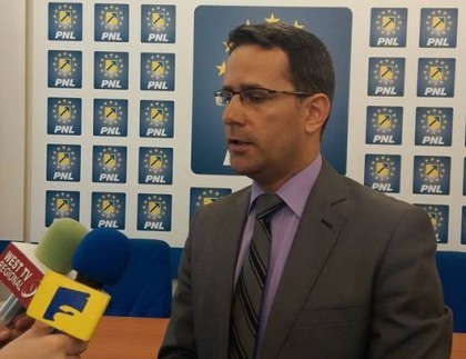 Adrian Ţolea: „Votul celor doi parlamentari ai PSD Arad este un vot clar dat împotriva justiției”