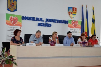 O campanie de prevenție cardiovasculară desfășurată la Arad a fost primită cu entuziasm de lumea medicală din ţară