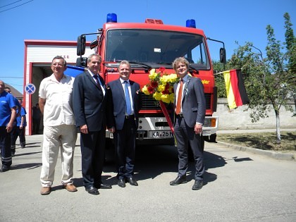 Cu ocazia Kirchweih-ului, SVSU Sântana a primit o maşină de pompieri din Germania (FOTO)