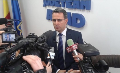 Adrian Țolea, despre primarul orașului Lipova, Mircea Jichici: „Demonstrează o lipsă de curaj și bărbăție”