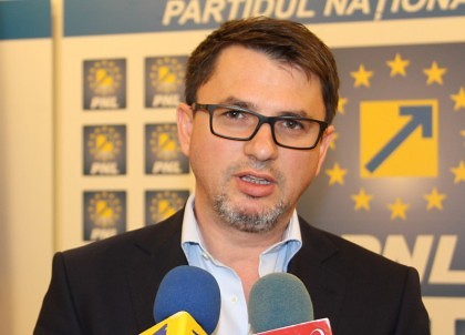 Ion Șcheau: „Rectificarea bugetară a Guvernului Ponta înseamnă ratarea investiţiilor şi bani acordaţi clientelei PSD”