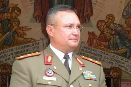 Şeful Statului Major General participă, la Arad, la activităţile prilejuite de sărbătorirea Zilei Armatei
