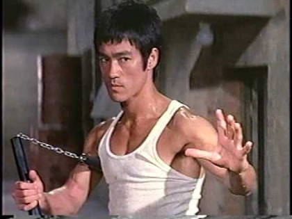Blestemul lui Bruce Lee: COINCIDENŢELE CIUDATE care adâncesc MISTERUL celebrului luptător
