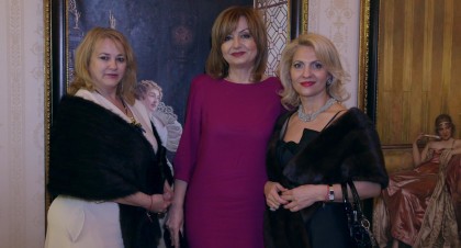FOTO/ Designerul arădean, Eli Lăslean, printre cele mai apreciate prezențe la Gala Premiilor Femeia Anului, organizată de revista Avantaje