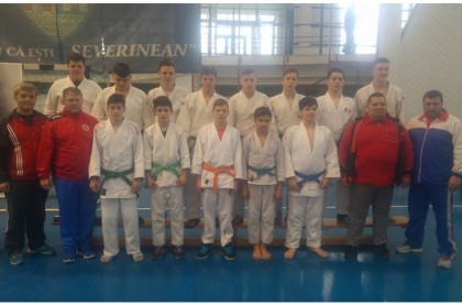 Aradul, pe podium la JUDO, la Campionatul Naţional U16