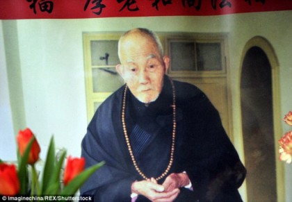Călugăr budist MUMIFICAT și transformat într-o STATUIE DE AUR (FOTO)