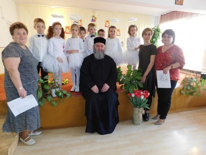 PRIMIM SPRE PUBLICARE/ Program artistic-religios la Grădinița P.P. „Palatul Fermecat” din Arad
