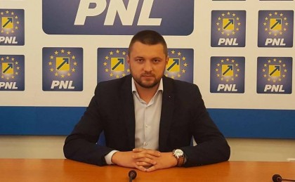 Președintele Organizației de Tineret a PNL Arad Andrei Fuliaș A DEMISIONAT din toate funcțiile deținute în partid