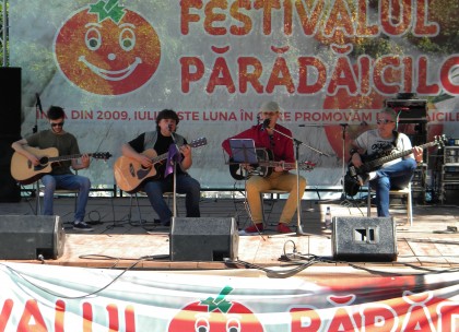 Festivalul Părădăicilor de la Macea, în IMAGINI (GALERIE FOTO)