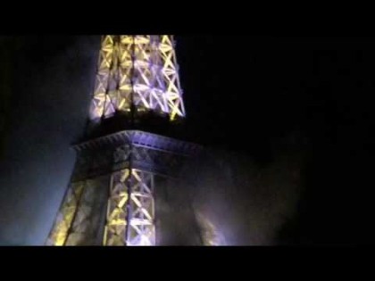 PANICĂ în FRANȚA. Turnul EIFFEL în FLĂCĂRI după ATENTATUL de la NISA (VIDEO)