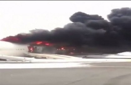 TRAGEDIE AVIATICĂ: Boeing cu 157 de persoane la bord, PRĂBUŞIT la scurt timp după decolare! Nici un supravieţuitor… (VIDEO)