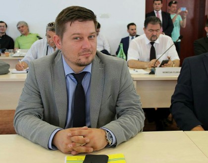 Cristian Videscu: PNL încearcă din nou să-şi răsplătească clientela politică