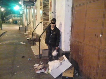 Un tânăr teribilist a provocat DEZASTRU la BOUL ROȘU (FOTO)
