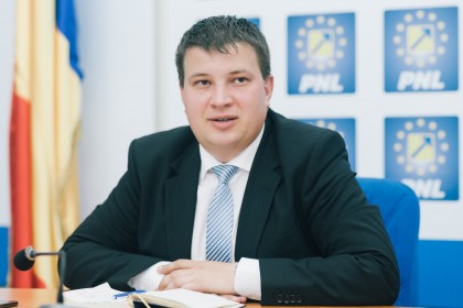 Bogdan Boca (PNL): „PSD blochează Aradul în gunoaie! Salubrizarea orașului nu a fost votată de consilierii PSD“
