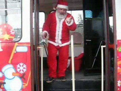 Programul și traseul tramvaiului lui Moş Crăciun