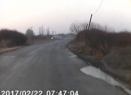 ACCIDENT surprins ÎN DIRECT, pe un drum județean! S-au ÎNTORS peste cap cu mașina (VIDEO)
