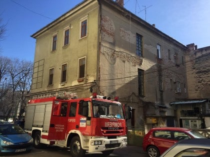 BREAKING NEWS/ Incendiu în centrul Aradului! Arde un APARTAMENT (FOTO + VIDEO)