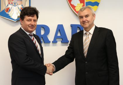 După China, Consiliul Judeţean Arad îşi întăreşte relaţiile cu Belarus