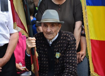 Comuna Macea şi-a înmormântat, de Ziua Eroilor, ultimul veteran de război