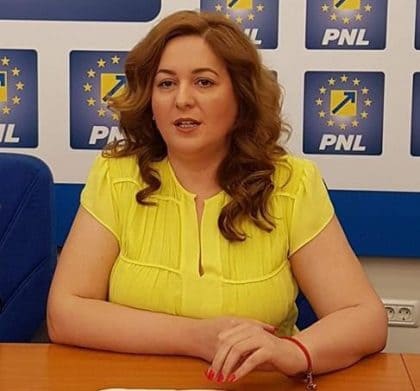 Geanina Pistru (PNL): „20 000 de semnături ale arădenilor, ignorate de PSD!”
