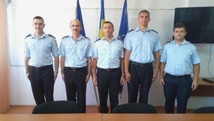 Ofițeri și subofițeri din cadrul ISU Arad, avansați în grad