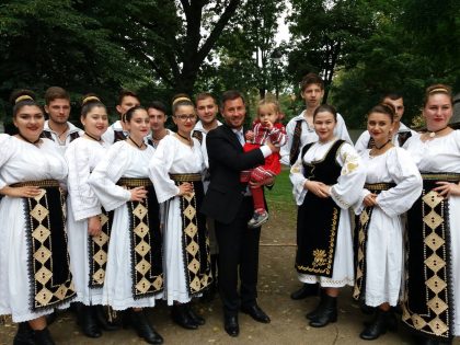 Păstrătorii Tradiției din Pecica au pătruns în sufletul românilor din Cehia