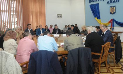 Adrian Todor: „Arădenii plătesc pentru incompetenţa primarului Falcă în problema CET-ului”