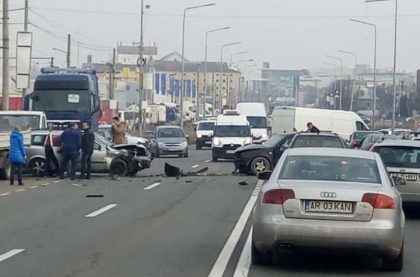 ACCIDENT în față la RAR. Trafic BLOCAT la ieșirea din Arad (UPDATE)