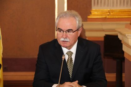 Firmele din judeţul Arad, invitate să-şi expună problemele