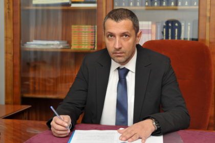 Deputatul Adrian Wiener: „USR a depus o moțiune împotriva ministrului Rafila”