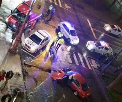 BREAKING NEWS/ ACCIDENT GROAZNIC în CENTRUL ARADULUI! Două mașini s-au lovit VIOLENT (GALERIE FOTO)