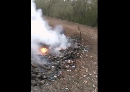 VIDEO/ Cum era ARS gunoiul dintr-o localitate în pădure, într-o ARIE PROTEJATĂ