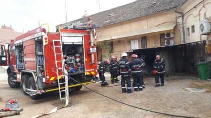 NEWS ALERT/ CUM s-a produs incendiul care a mistuit clubul de la Boul Roşu