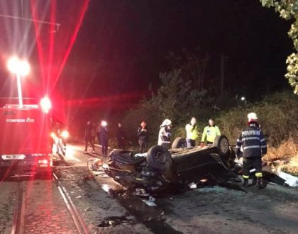 Accident MORTAL în Arad: Un BMW a ZBURAT de pe PODUL de la POLIVALENTĂ (FOTO)
