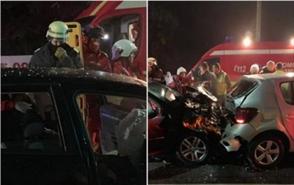 PRĂPĂD pe şosea, în Arad! Patru autoturisme implicate într-un ACCIDENT! O victimă e INCONŞTIENTĂ (FOTO)
